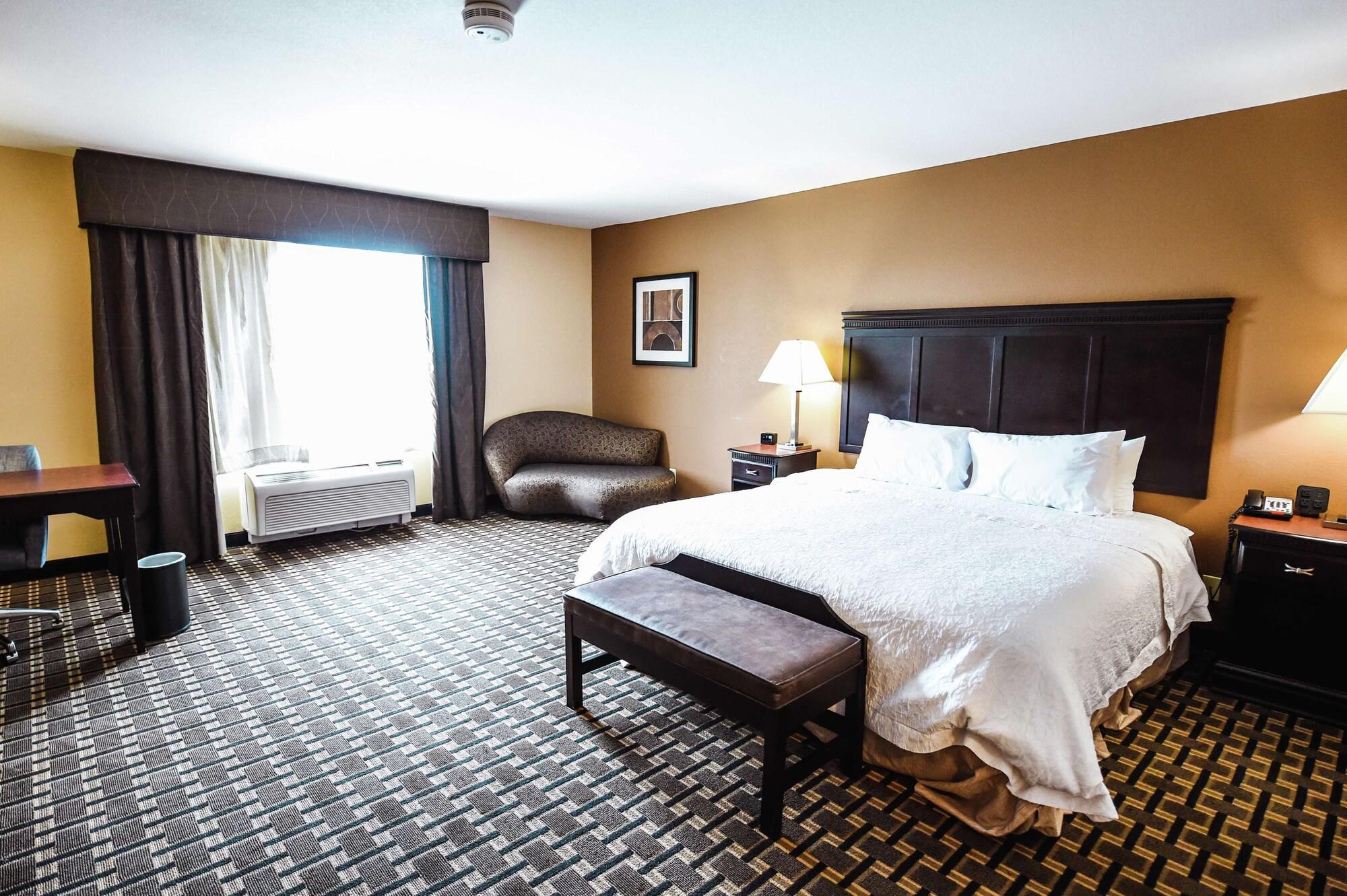 Hotel Hampton &