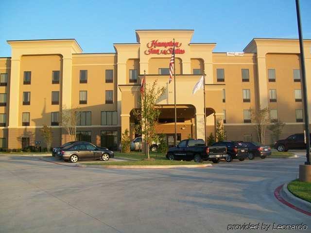 Hotel Hampton & Pine Bluff
